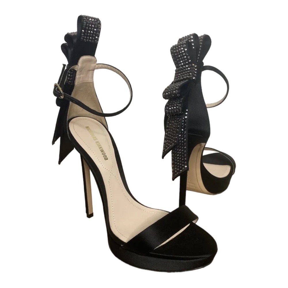 Nicholas Kirkwood Black w/‎ Gem Origami Bow Vibram High Heel Sandal Size 6.5/37